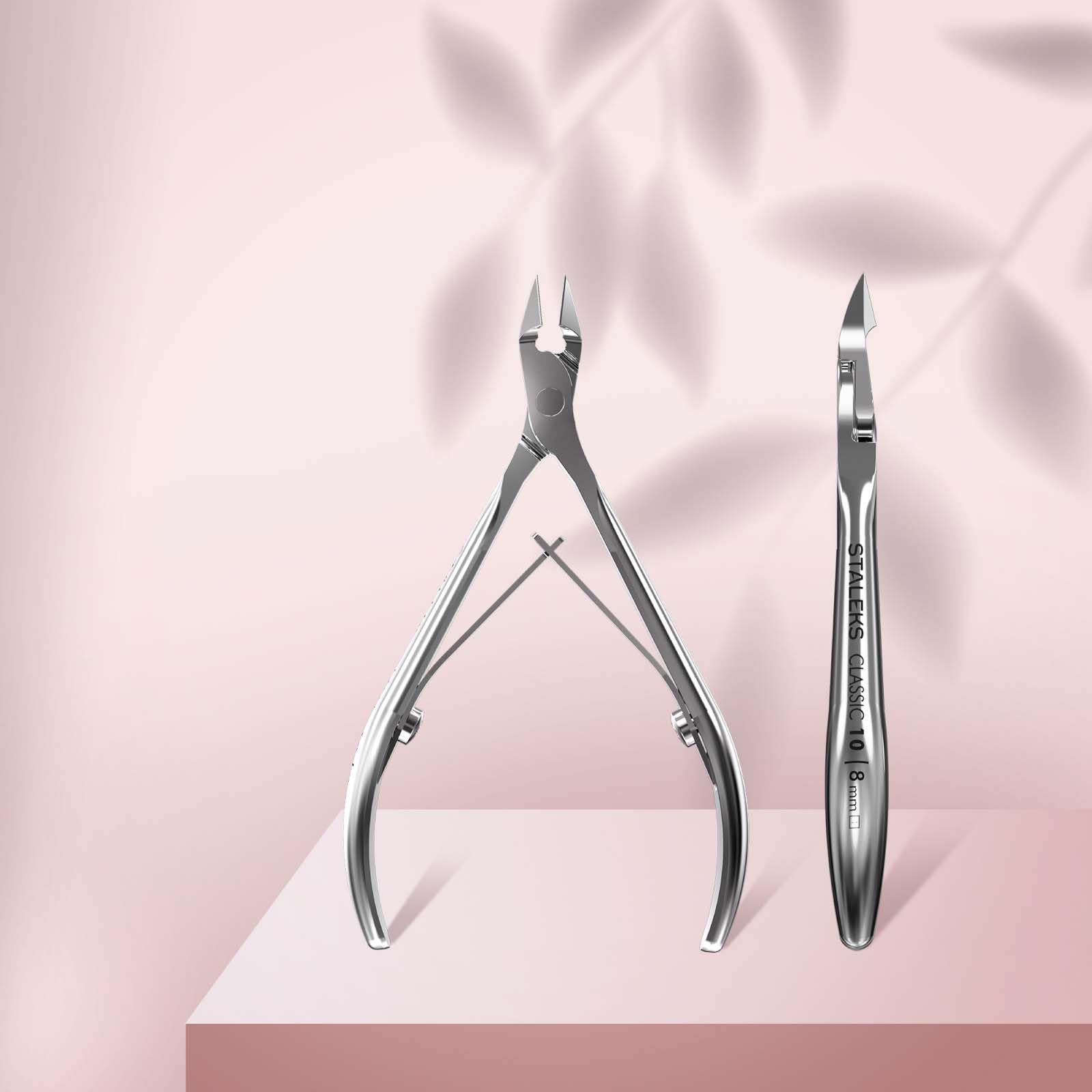 Staleks stainless steel body highlights durable construction for lasting use.