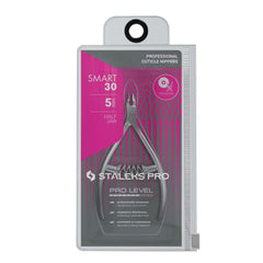 Staleks Pro SMART 30 cuticle nippers angled cutting edges enable reach in tight corners