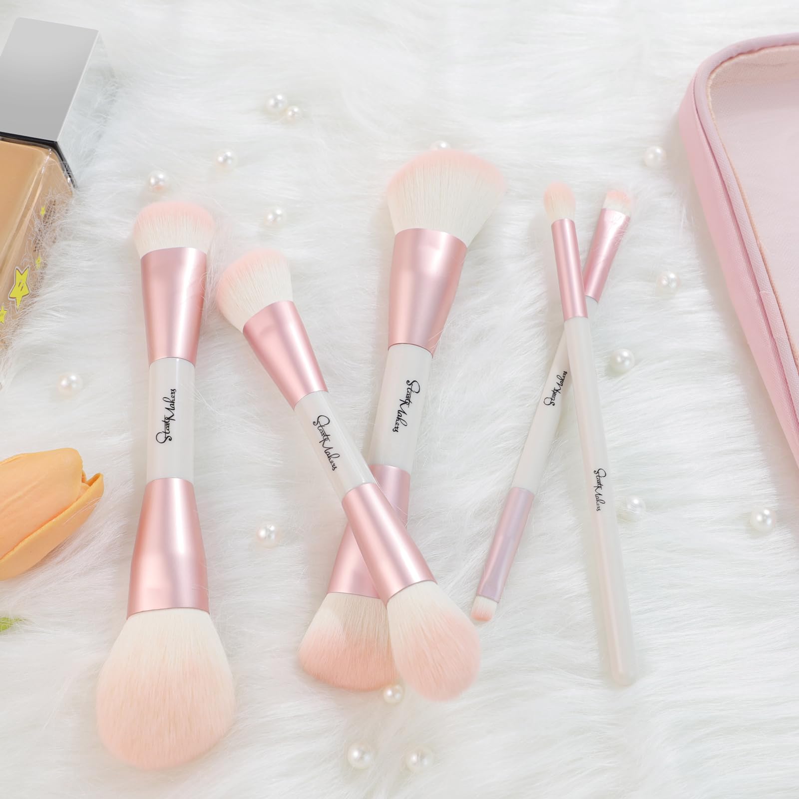 START MAKERS brow and eyes dual-ended brush pink enables precise shaping.