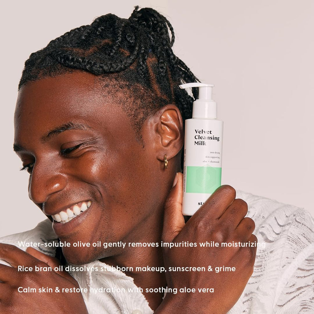 Stratia Velvet Cleansing Milk ingredients shot highlights olive oil, rice bran oil, aloe, and chamomile benefits.