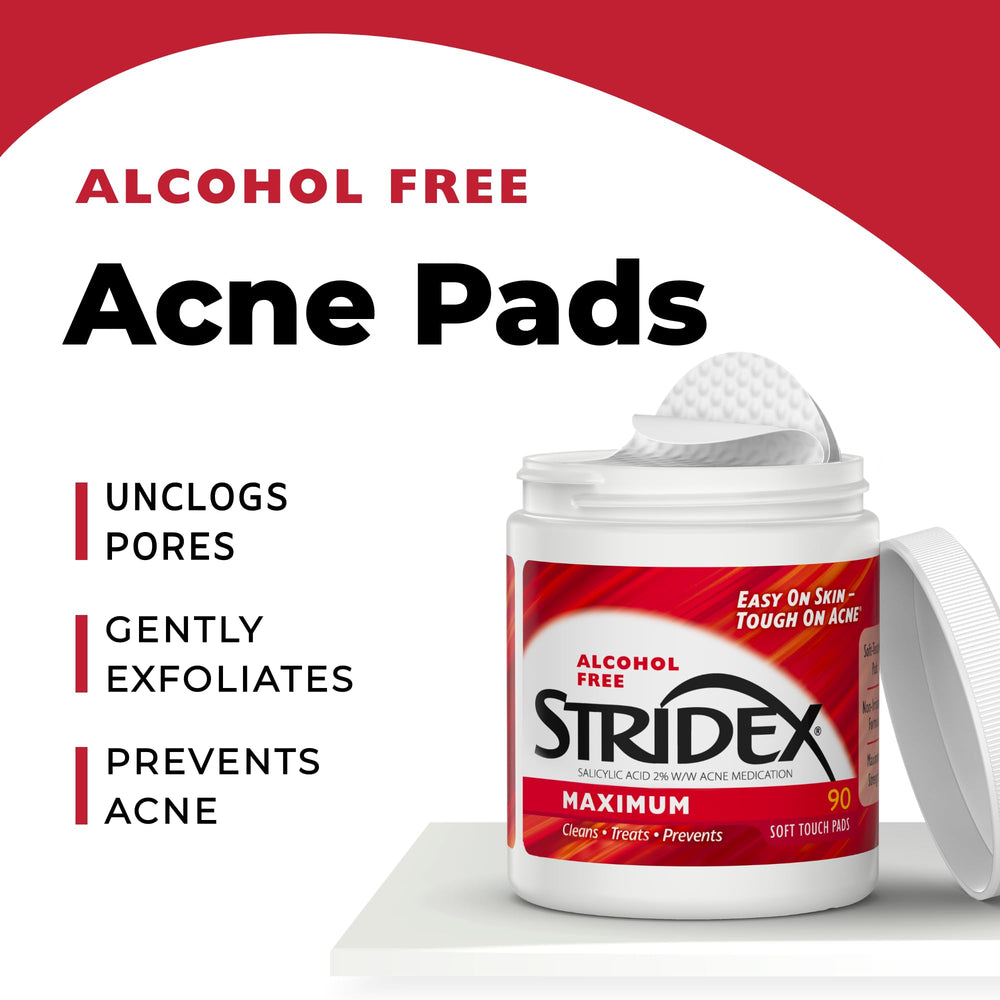 Stridex Maximum Pads in hand for quick daytime cleansing against moderate acne.