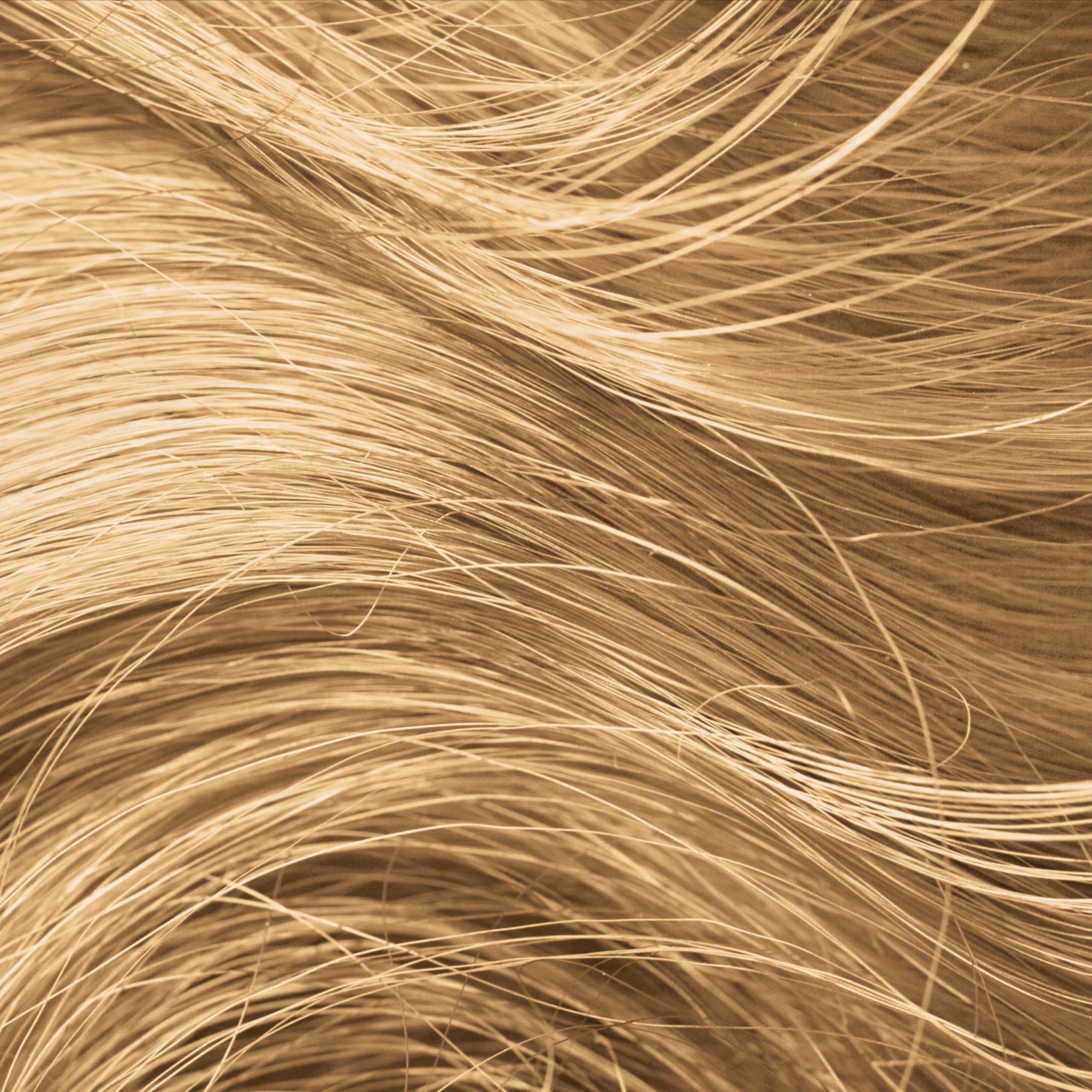 Style Edit rain, sweat, wind resistant formula for lasting look.