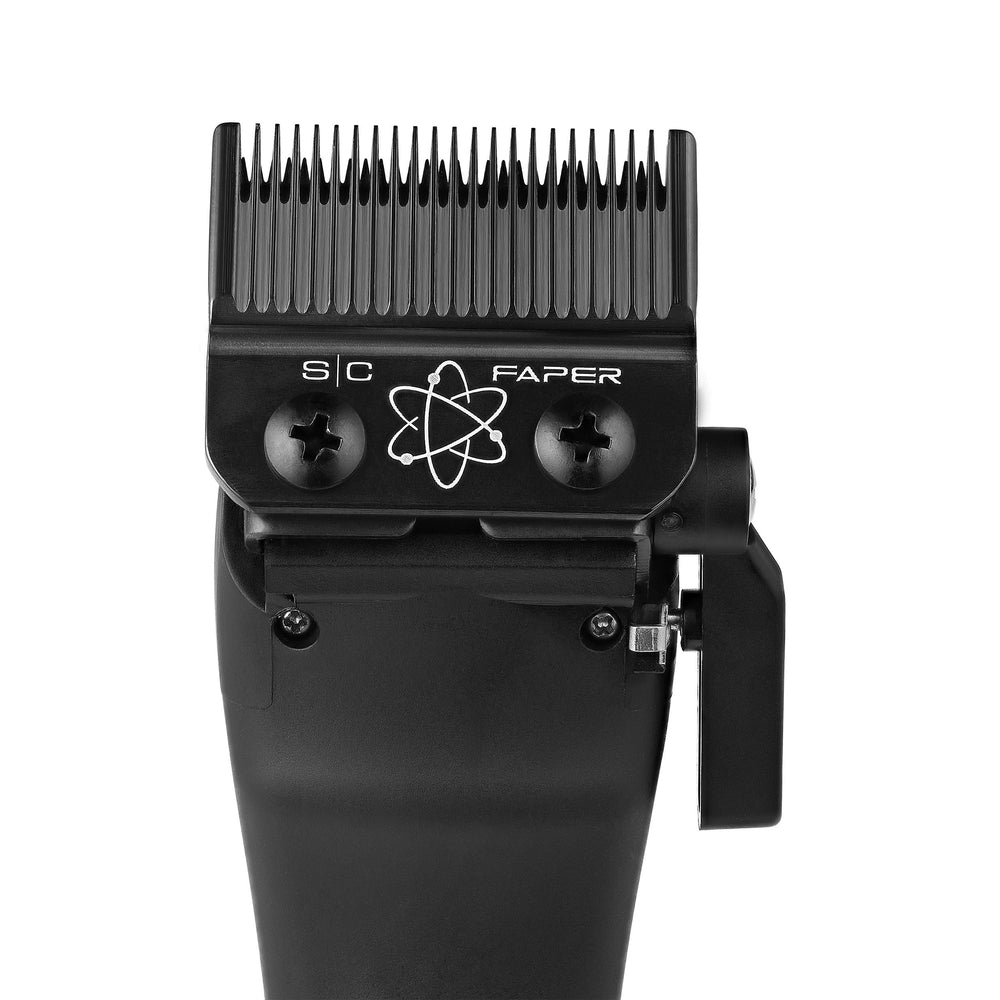 Stylecraft Instinct Metal Edition IN2 Vector motor in action against thick hair