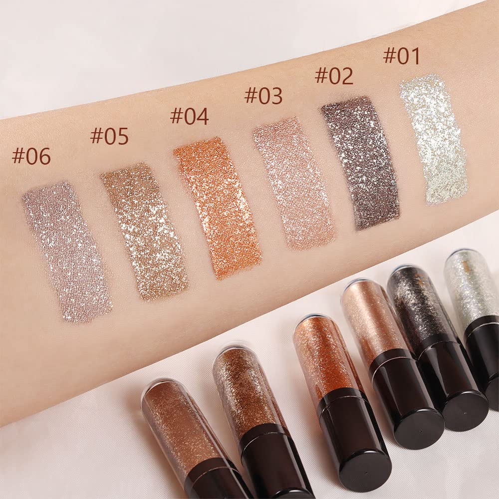 SUAKE Glitter creates sultry smoky-eye looks with rich color.