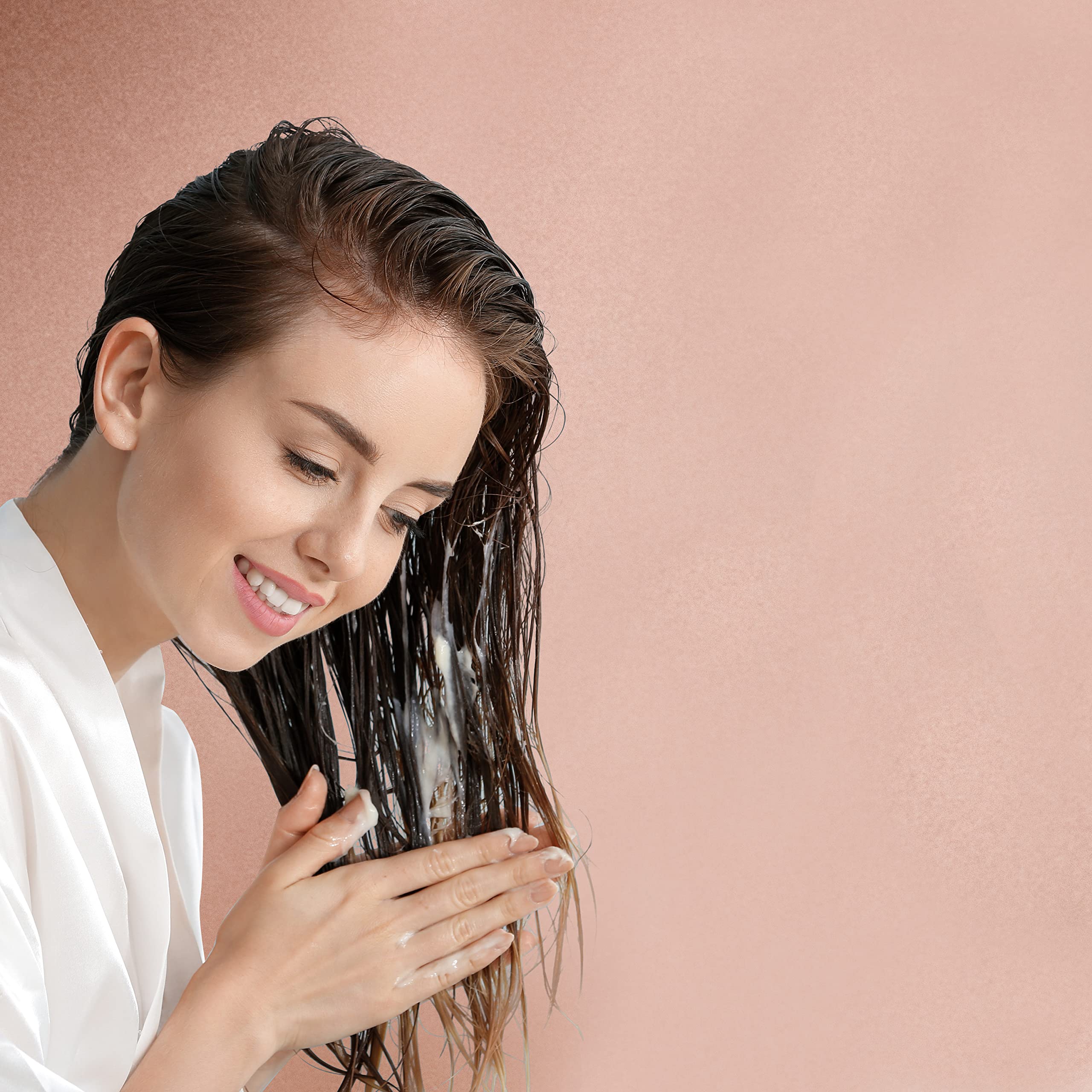Suave cruelty-free promise accompanies Simply Styled mousse usage.