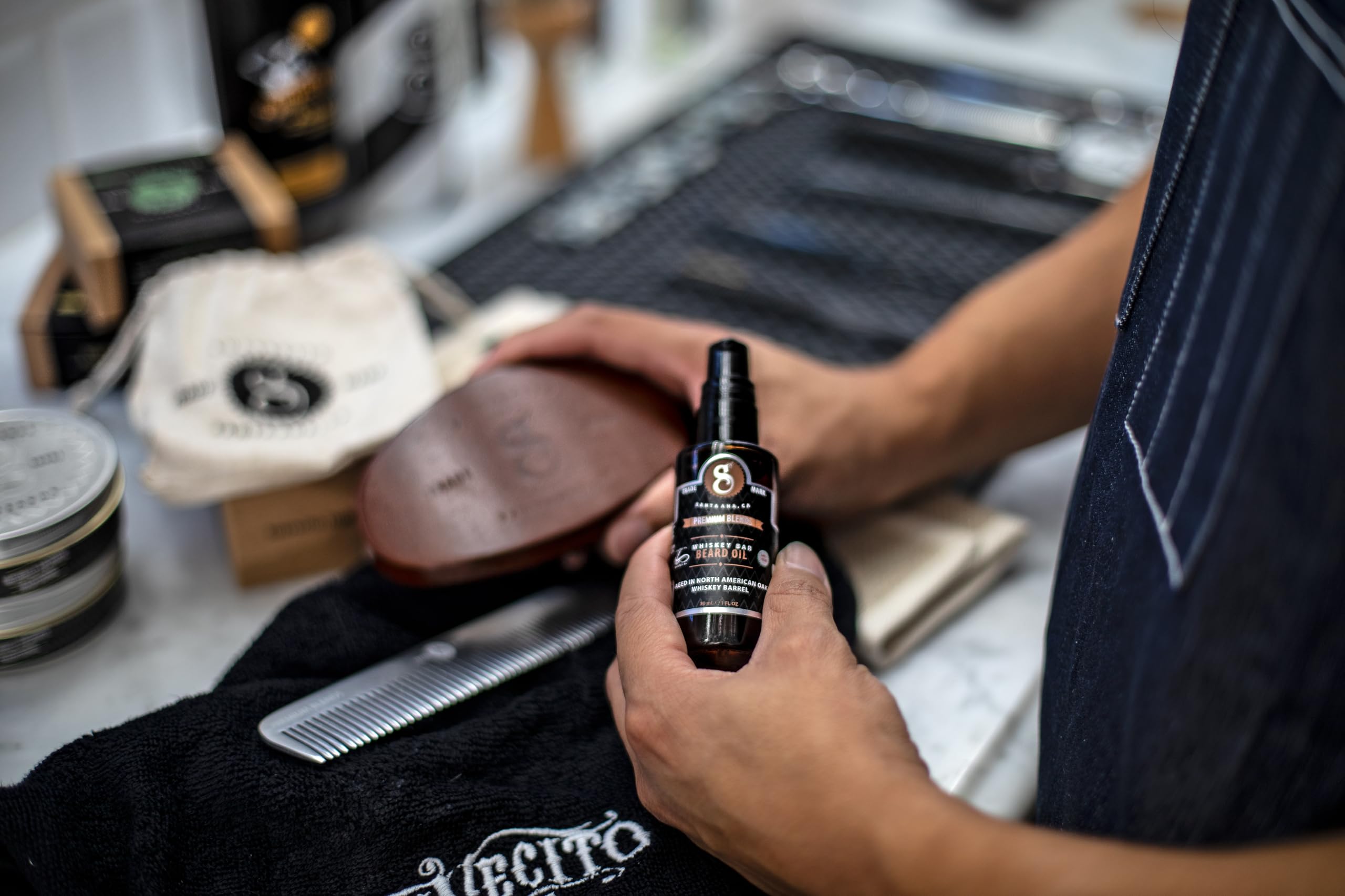 Suavecito Premium Blends Beard Oil easy to apply pump for clean dispensing.