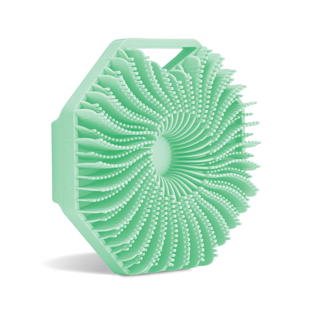 Sud Scrub mint front view highlights a hygienic silicone scrubber for gentle exfoliation.