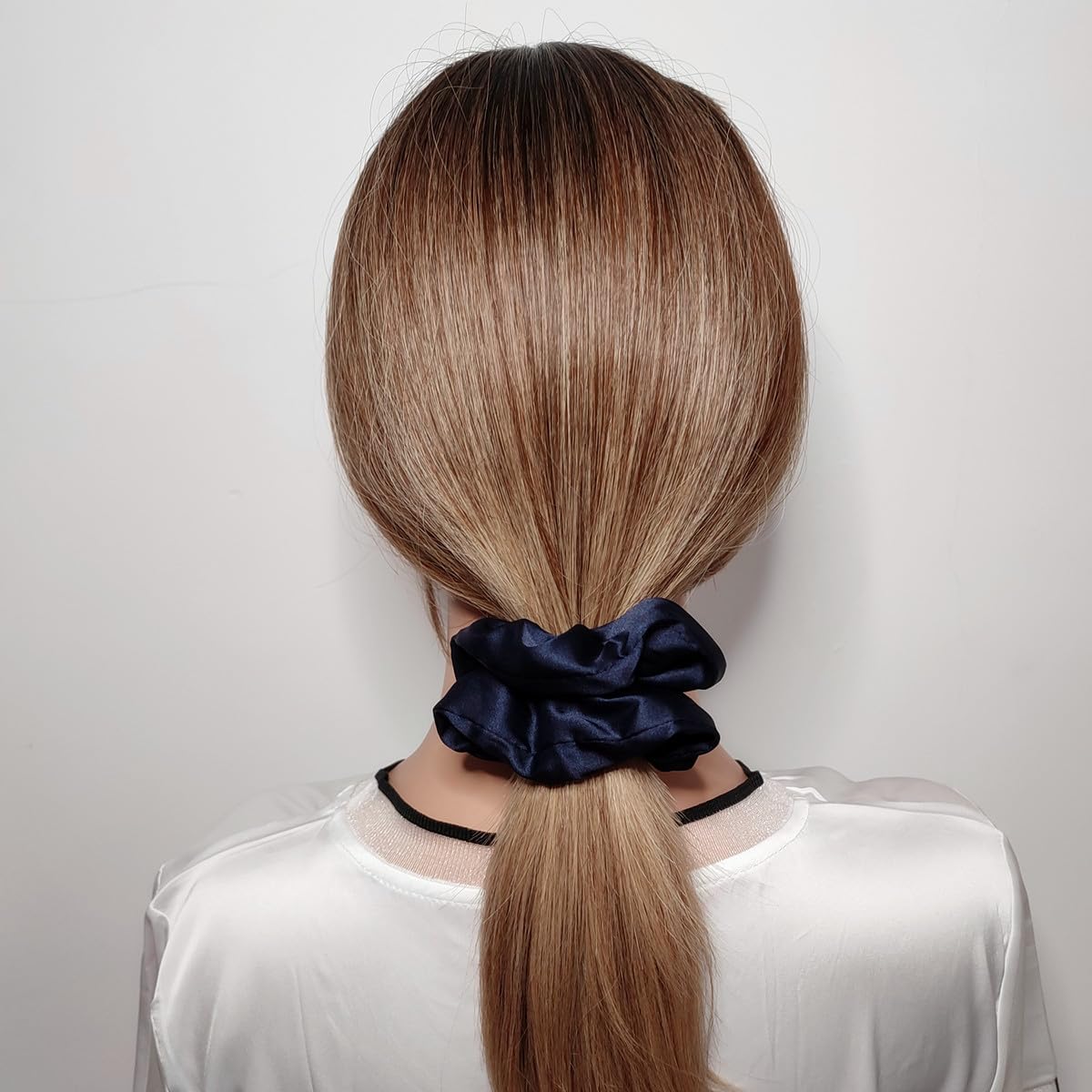 Sufermoe satin silk scrunchies soft finish reduces snag and tug