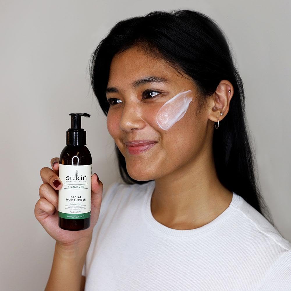 Sukin facial moisturizer in use providing visible smooth, hydrated skin.