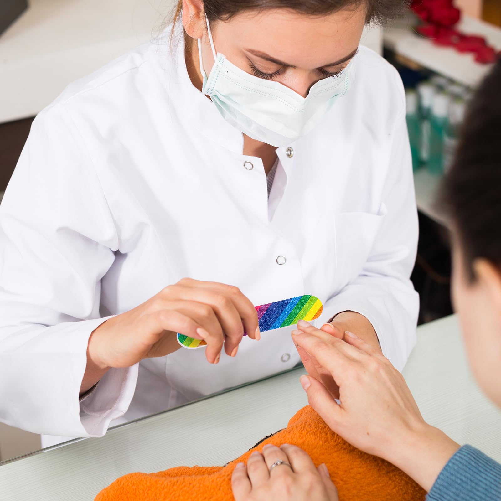 Sumind fine-surface nail file smooths uneven edges