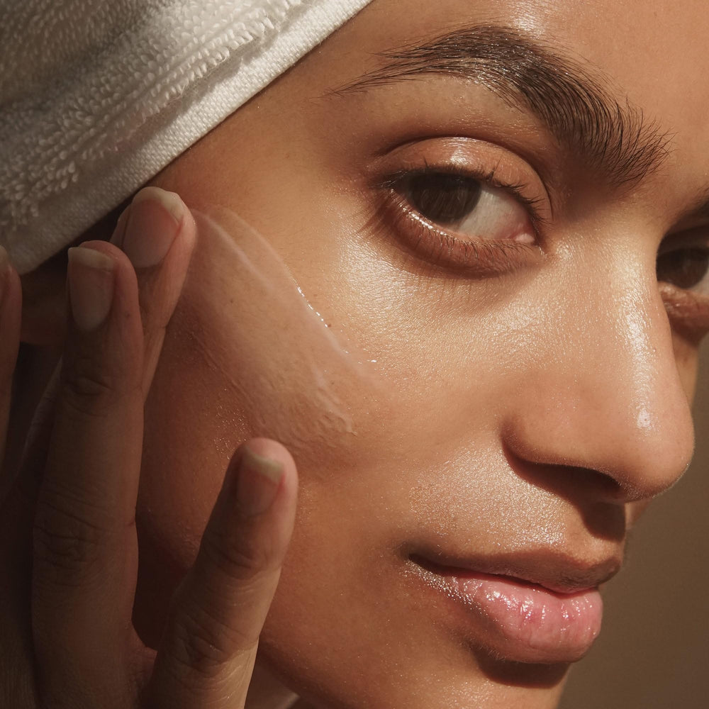 Summer Fridays Cloud Dew Gel Cream three-hyaluronic-acid focus demonstrates multi-layer hydration.