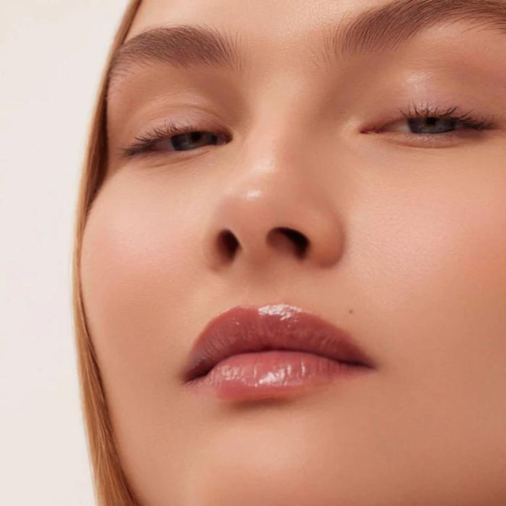 Summer Fridays vegan cruelty-free lip oil supports daily beauty routines