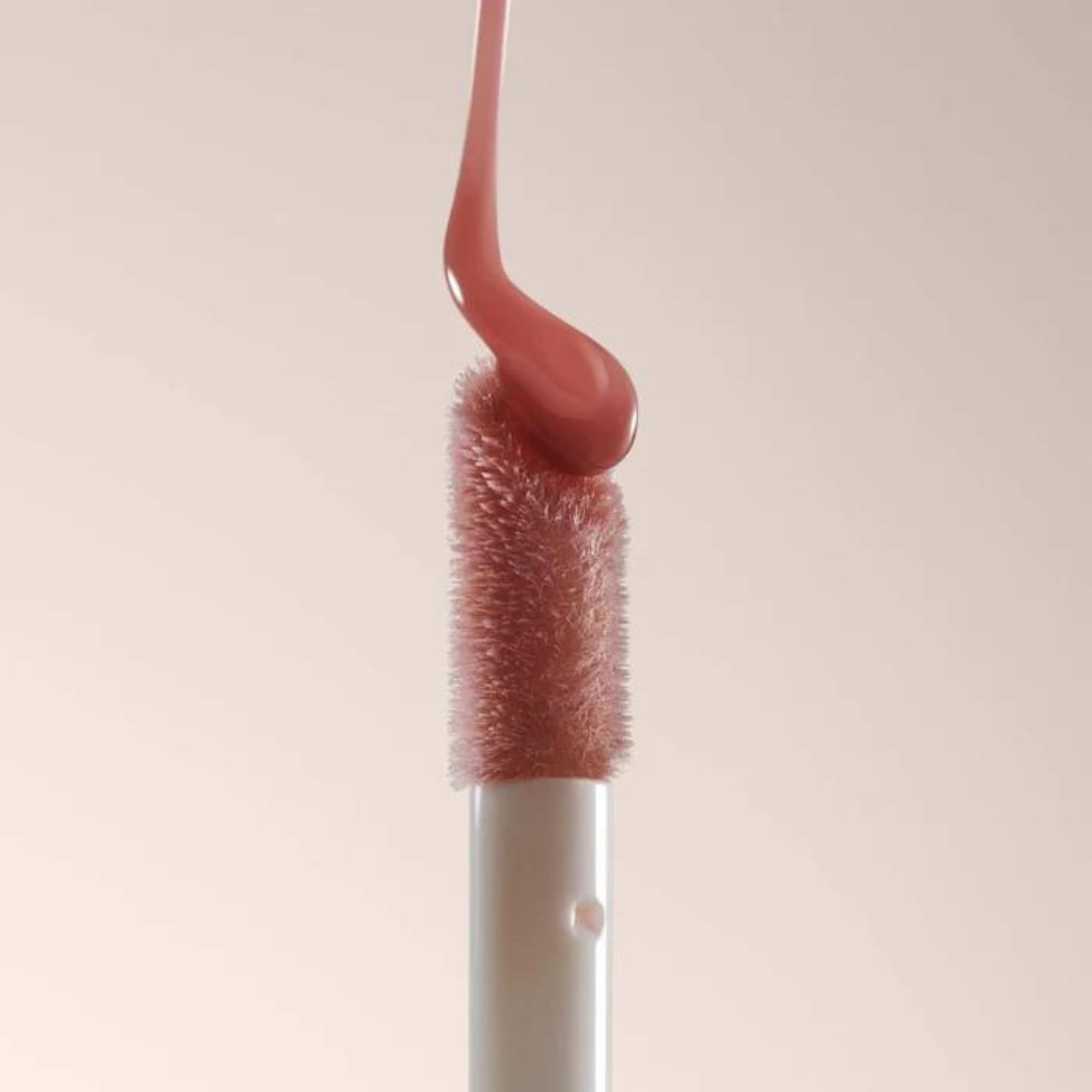 Summer Fridays Dream Lip Oil Vitamin E protects and nourishes dry lips