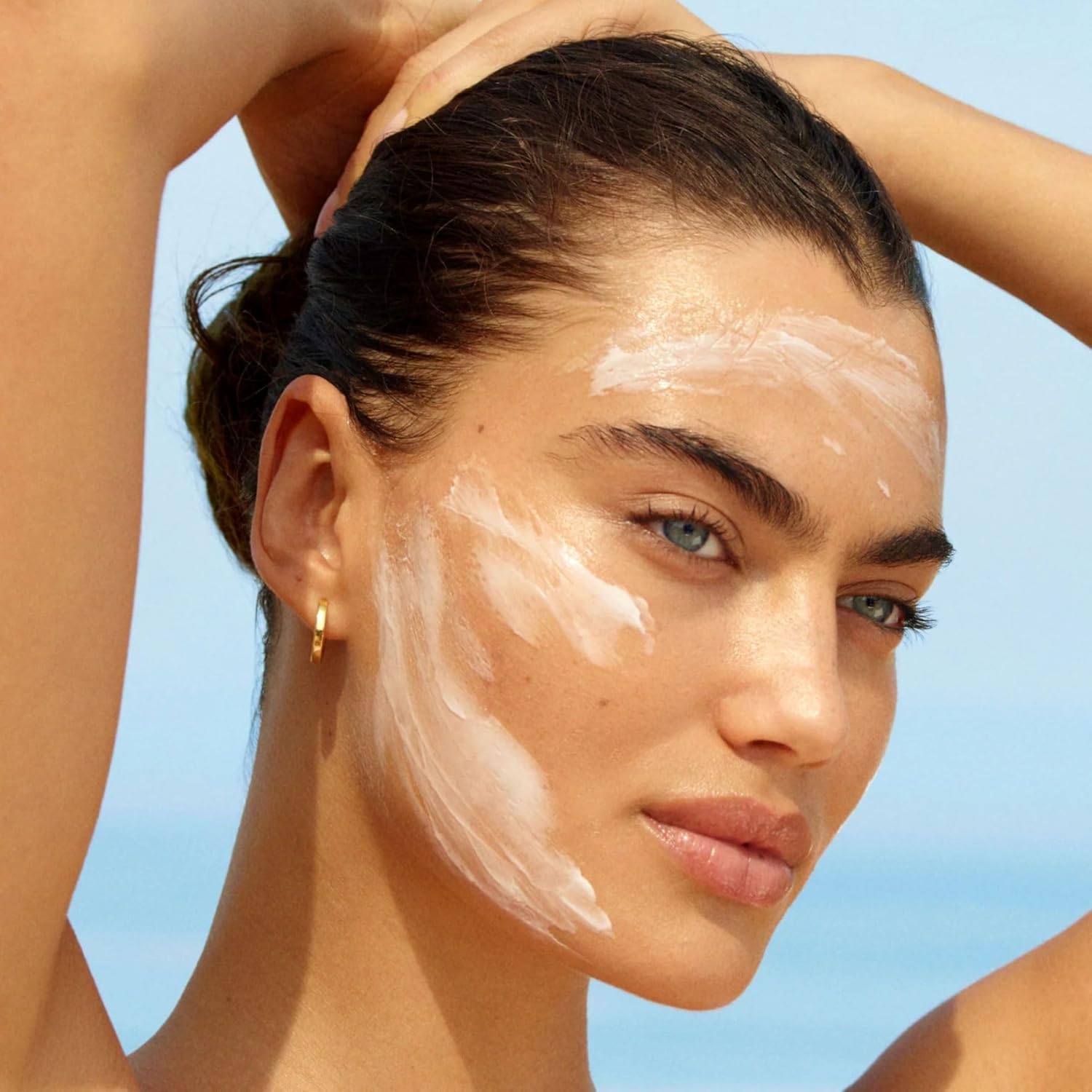 Summer Fridays Jet Lag Mask tube ready for nourishing application