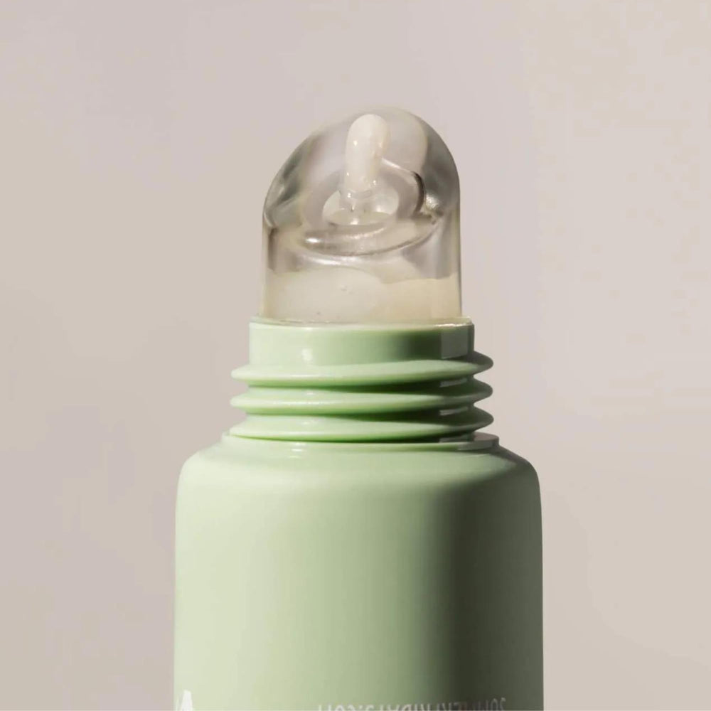 Minty shine on lips from Summer Fridays Sweet Mint balm close-up.