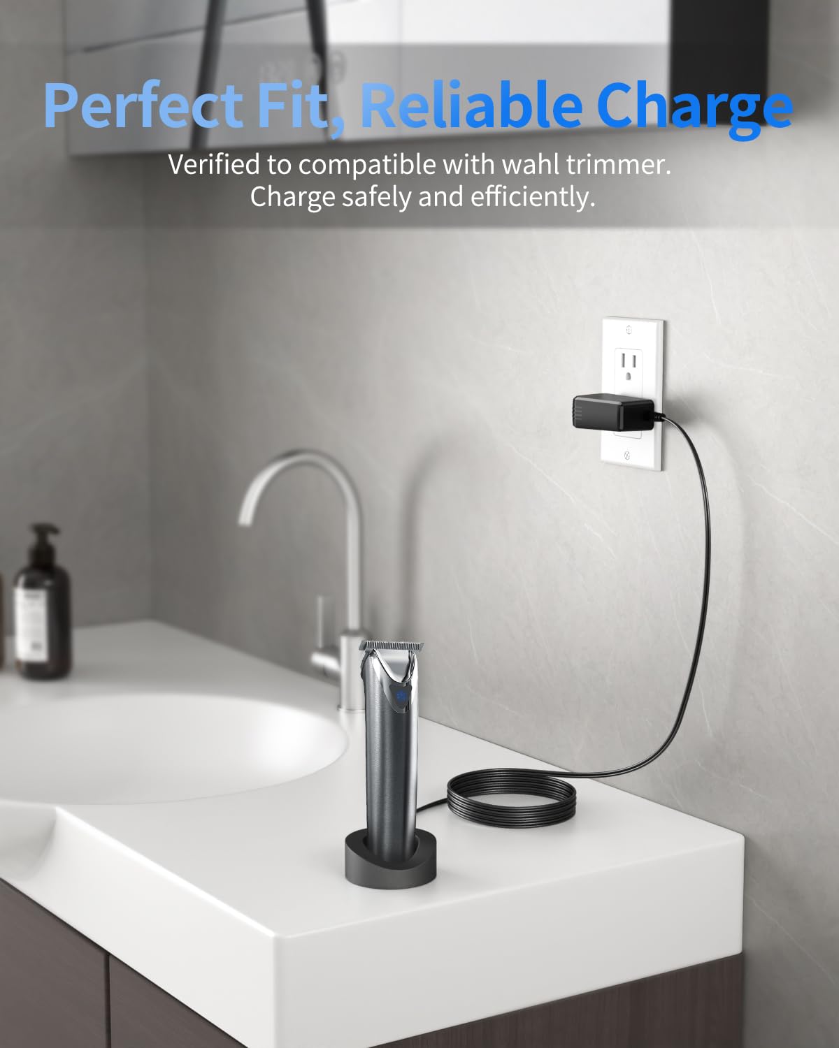 Superer 9886-600 charger demonstrating trapezoidal connector compatibility with Wahl devices.
