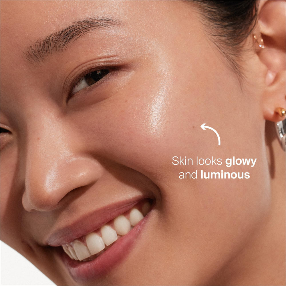 Supergoop! Glowscreen hyaluronic acid boosts moisture for plump skin.