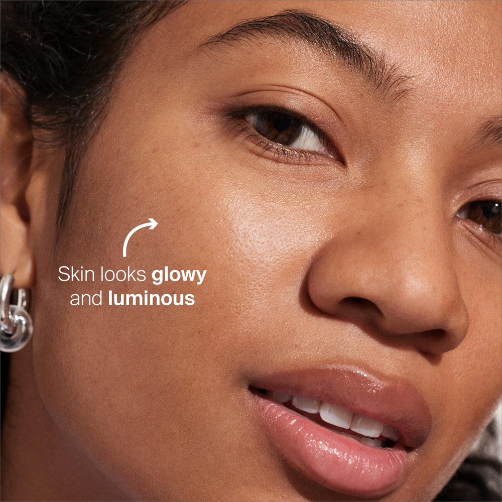 Supergoop! Glowscreen packaging box highlights shade options and premium branding.