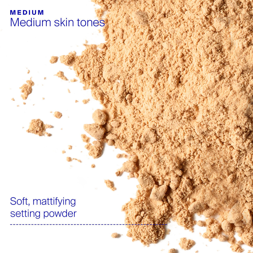 Supergoop! (Re)setting Powder brush dispensing precise amount for mess-free touch-ups