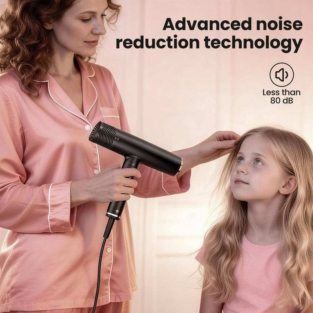 Surfit travel-compact-design underlines lightweight styling on the go.