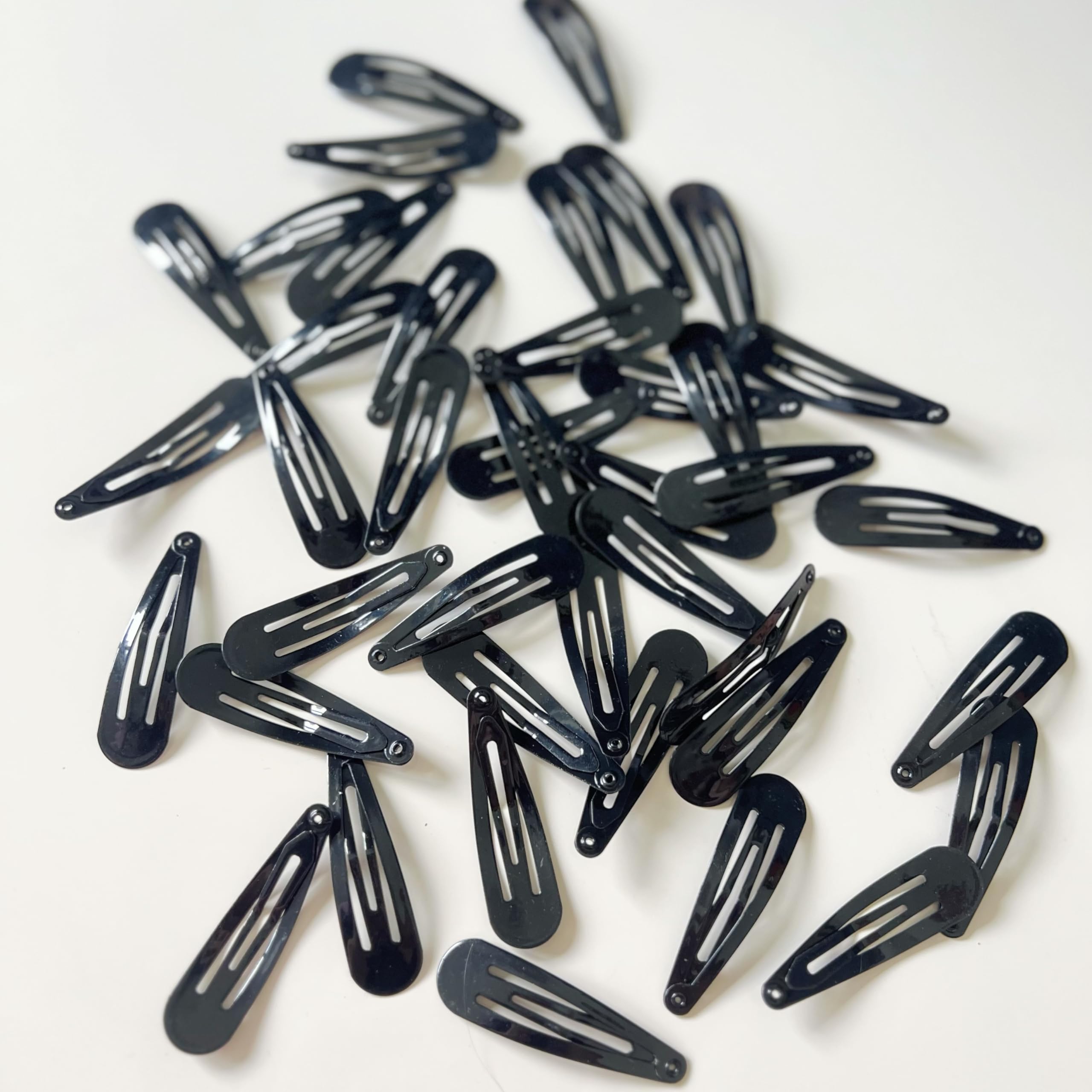 SWAIM 40pcs 2-inch black snap hair clips daily use across looks.