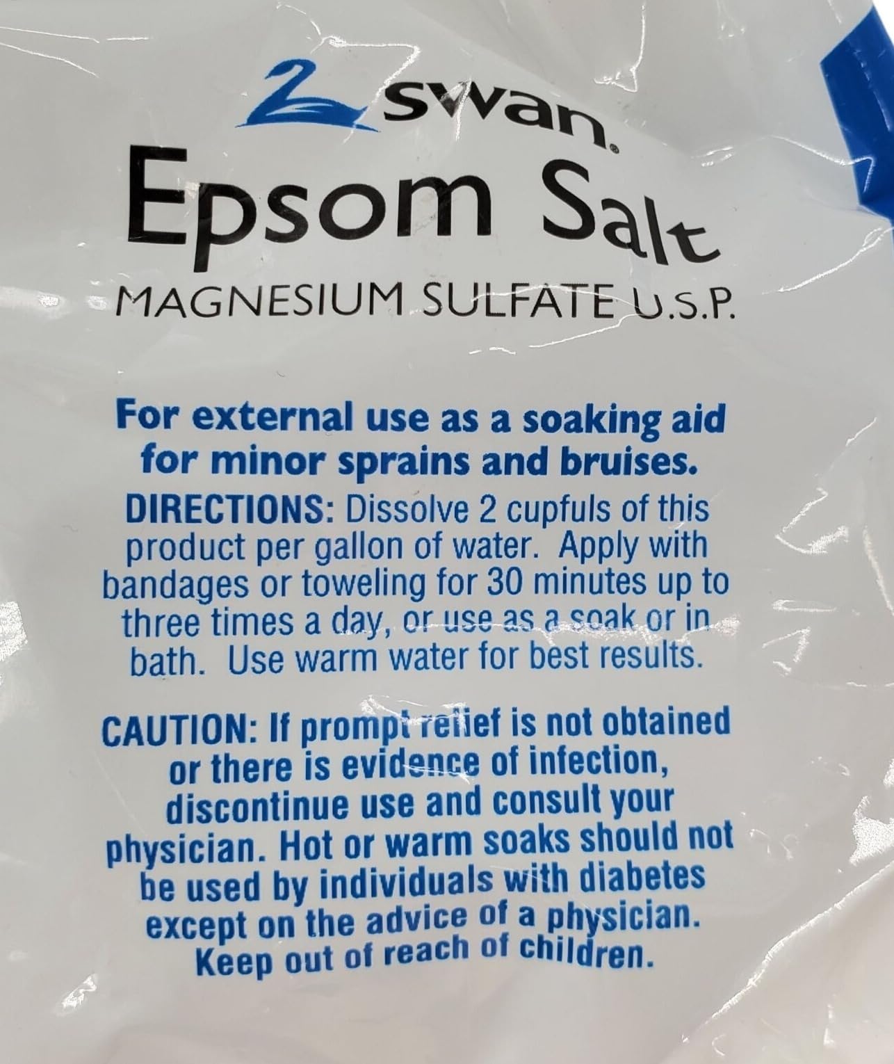 Swan Epsom Salt 16oz — alivio para pies cansados tras la jornada.