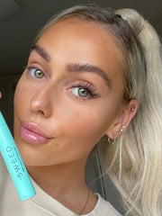 Sweed Lash Lift Mascara pigment distribution emphasizes instant tightline definition between lashes.