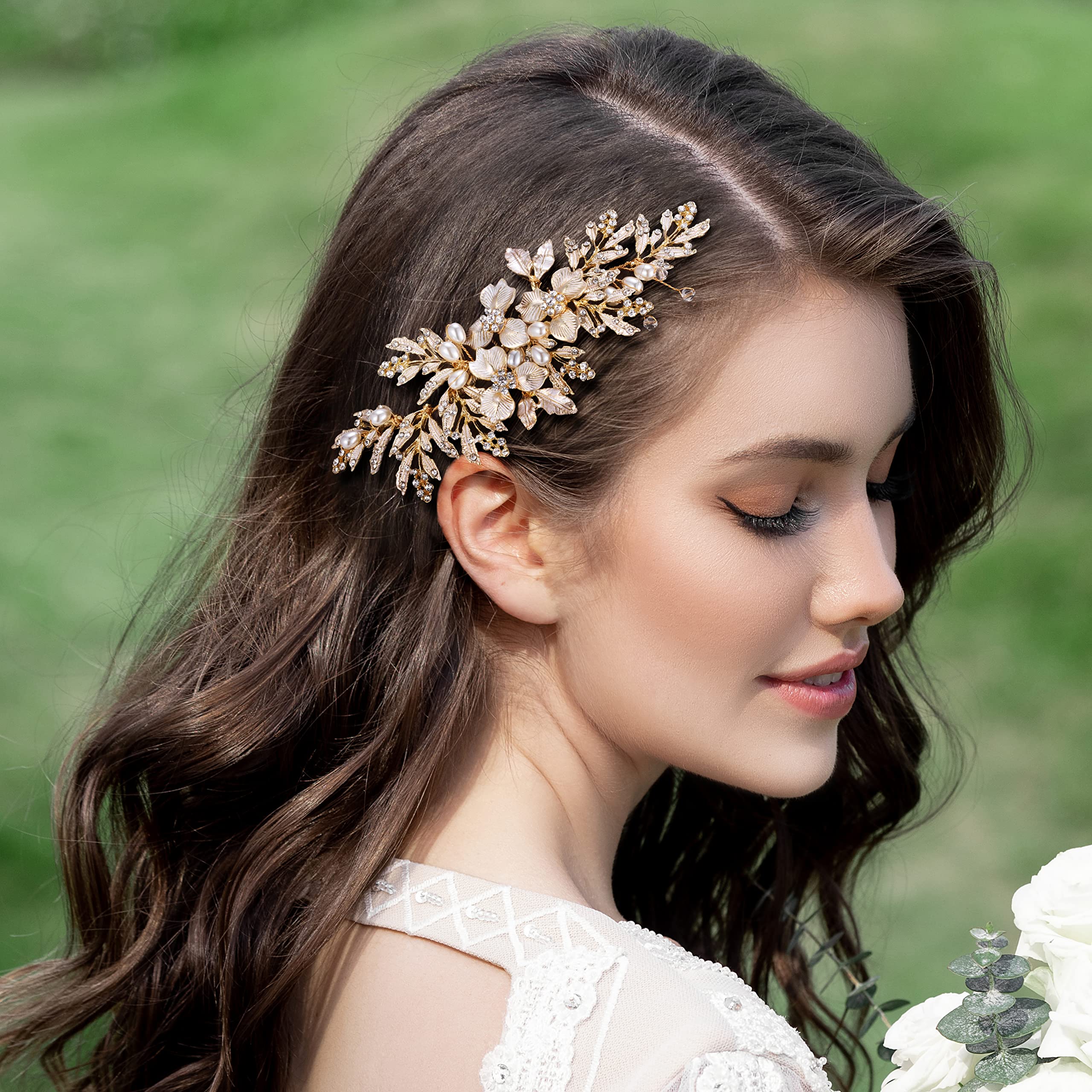 SweetV gold-tone clip for weddings adds delicate luxury