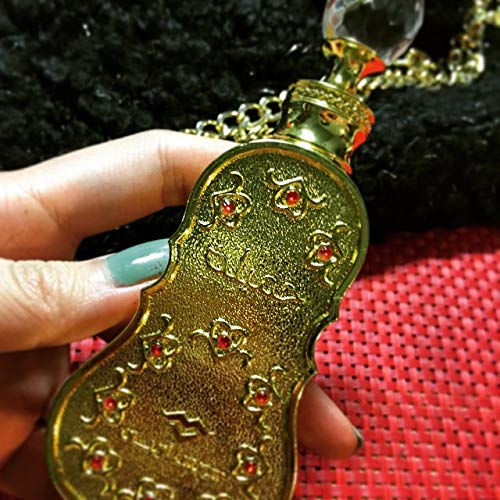 Swiss Arabian Jamila heart notes display jasmine and rose for a refined floral aura.