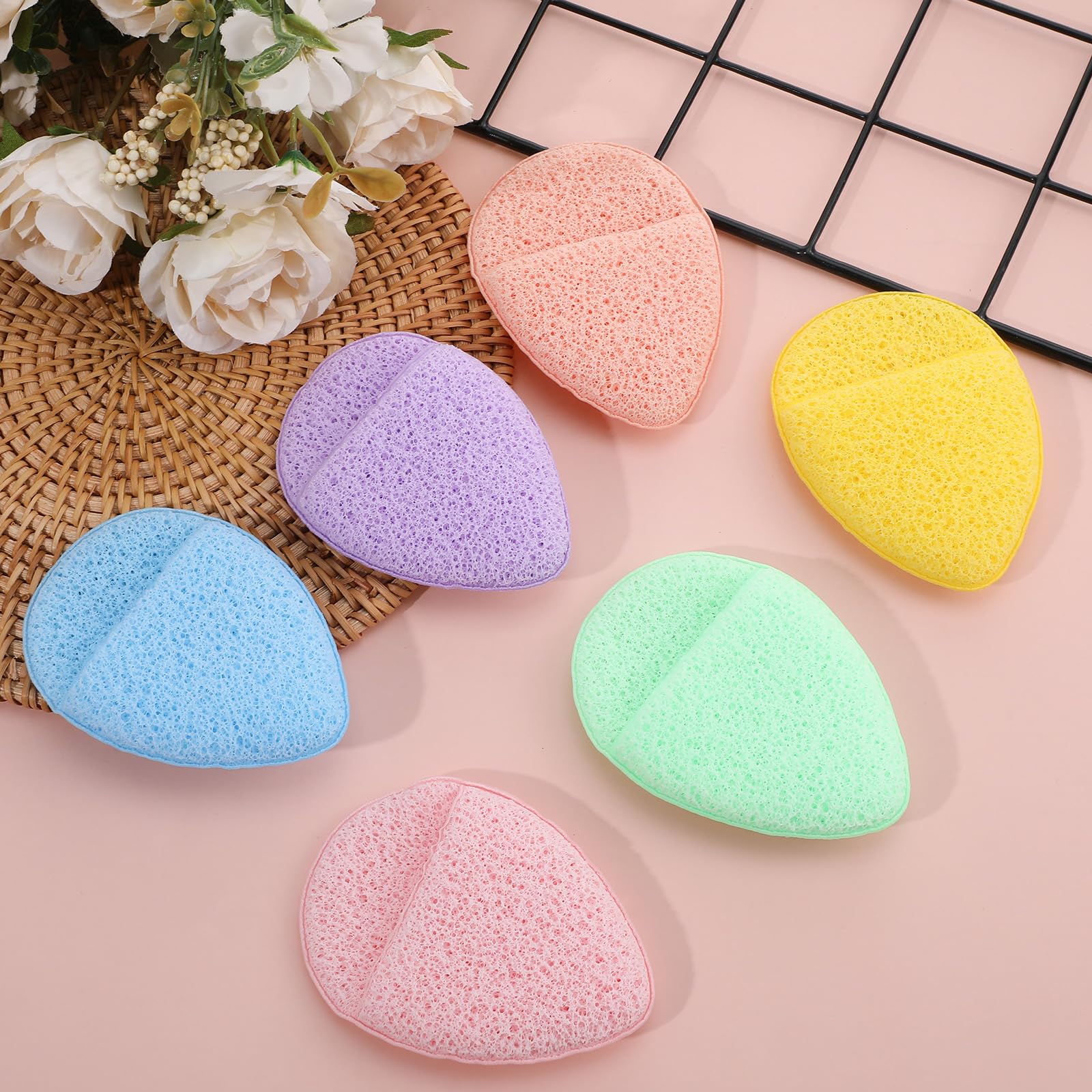 SynHHnergyx blue face sponge helps makeup removal and oil control.