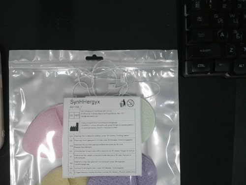 SynHHnergyx honeycomb-foam sponge demonstrates rich lather with cleanser.