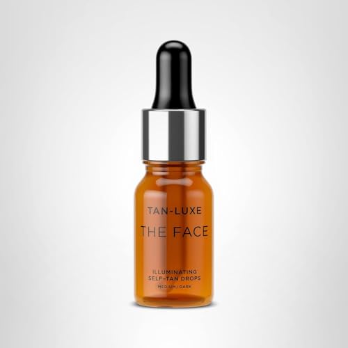 Close-up highlights streak-free, natural-looking tan possibilities