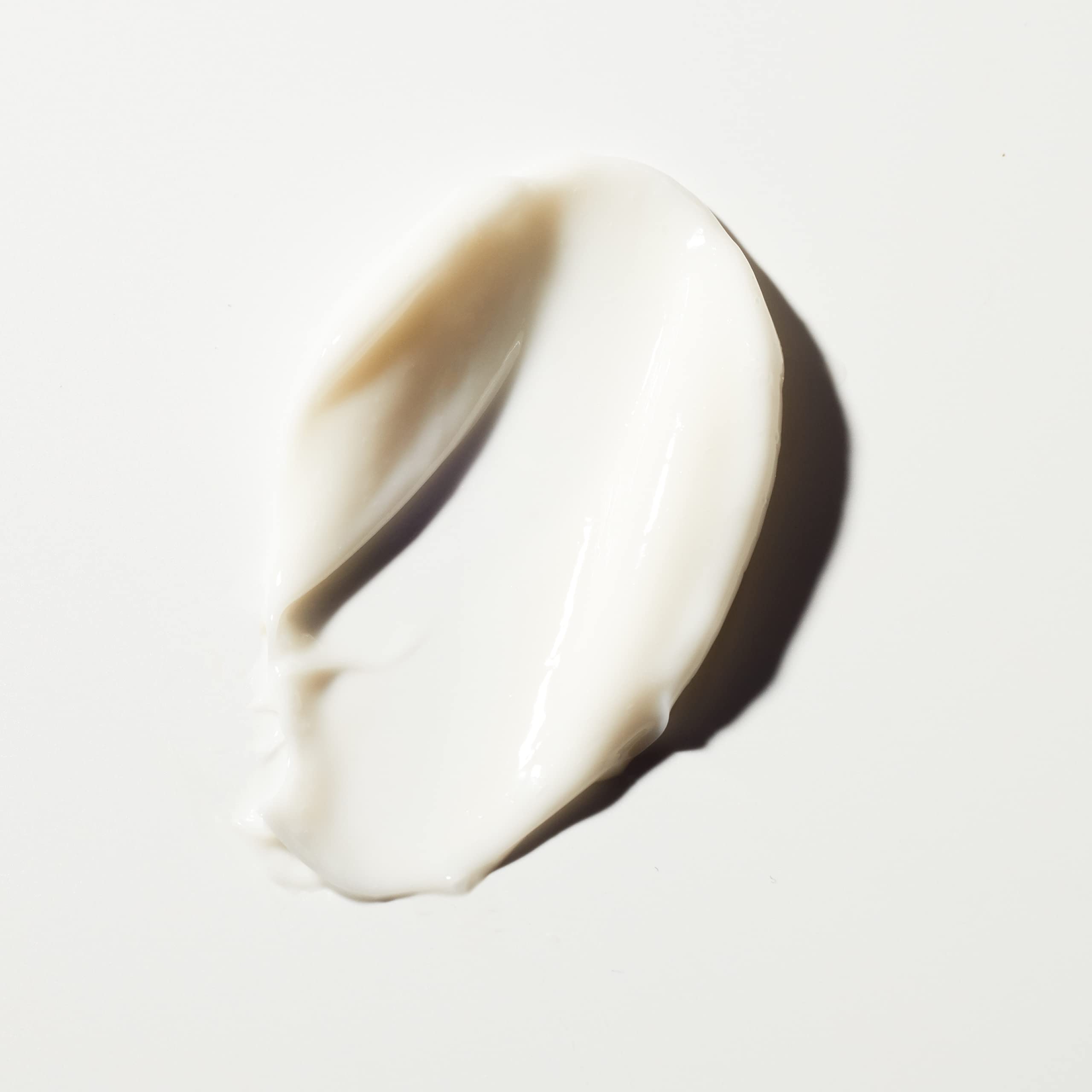 TAN-LUXE The Crème swatch on forearm reveals subtle color development.