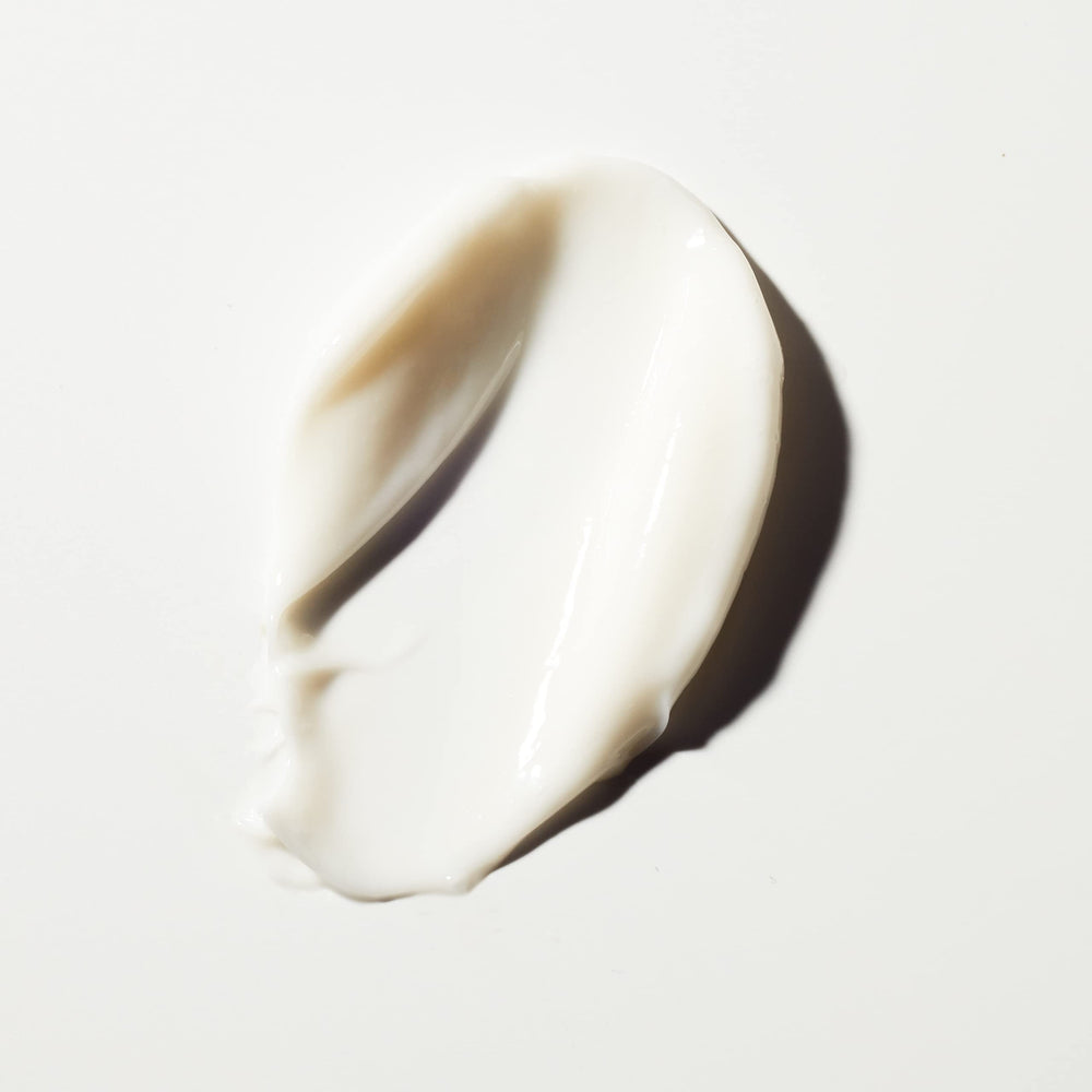 TAN-LUXE The Crème swatch on forearm reveals subtle color development.