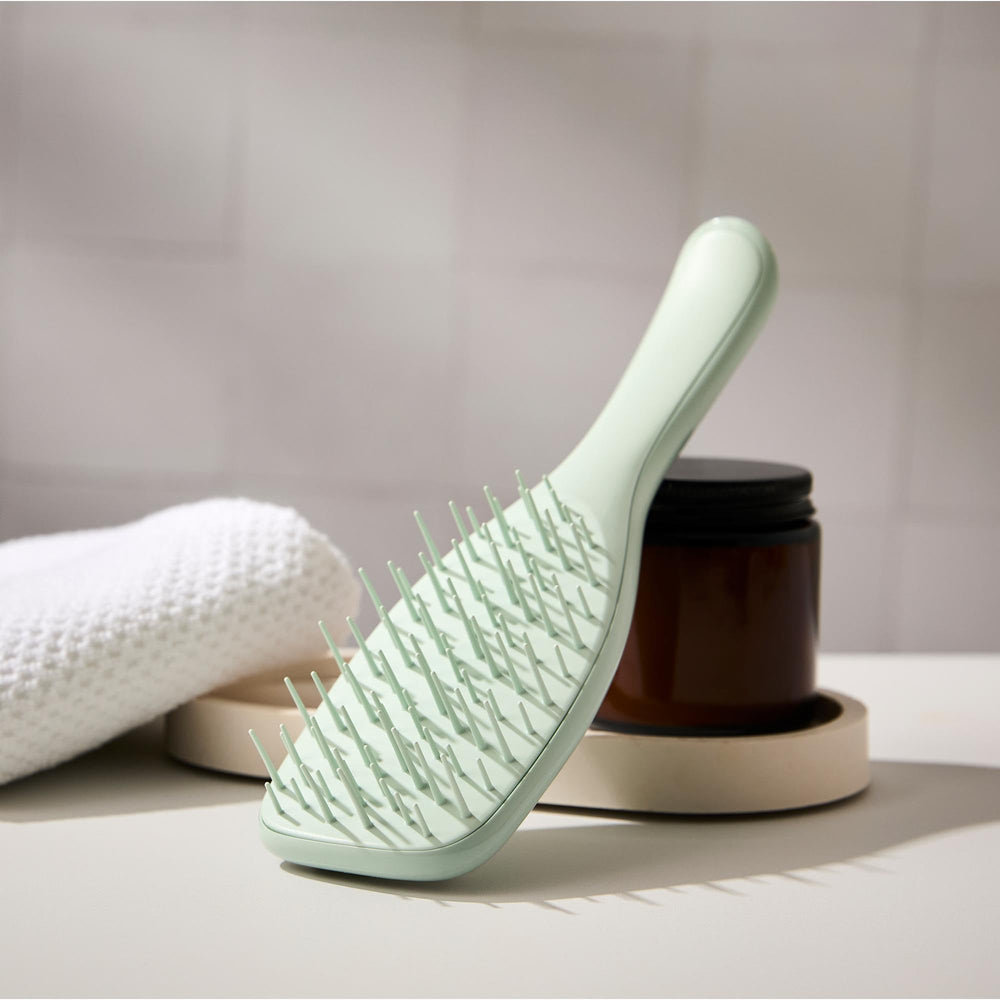 Tangle Teezer routine highlights versatile wet or dry hair use
