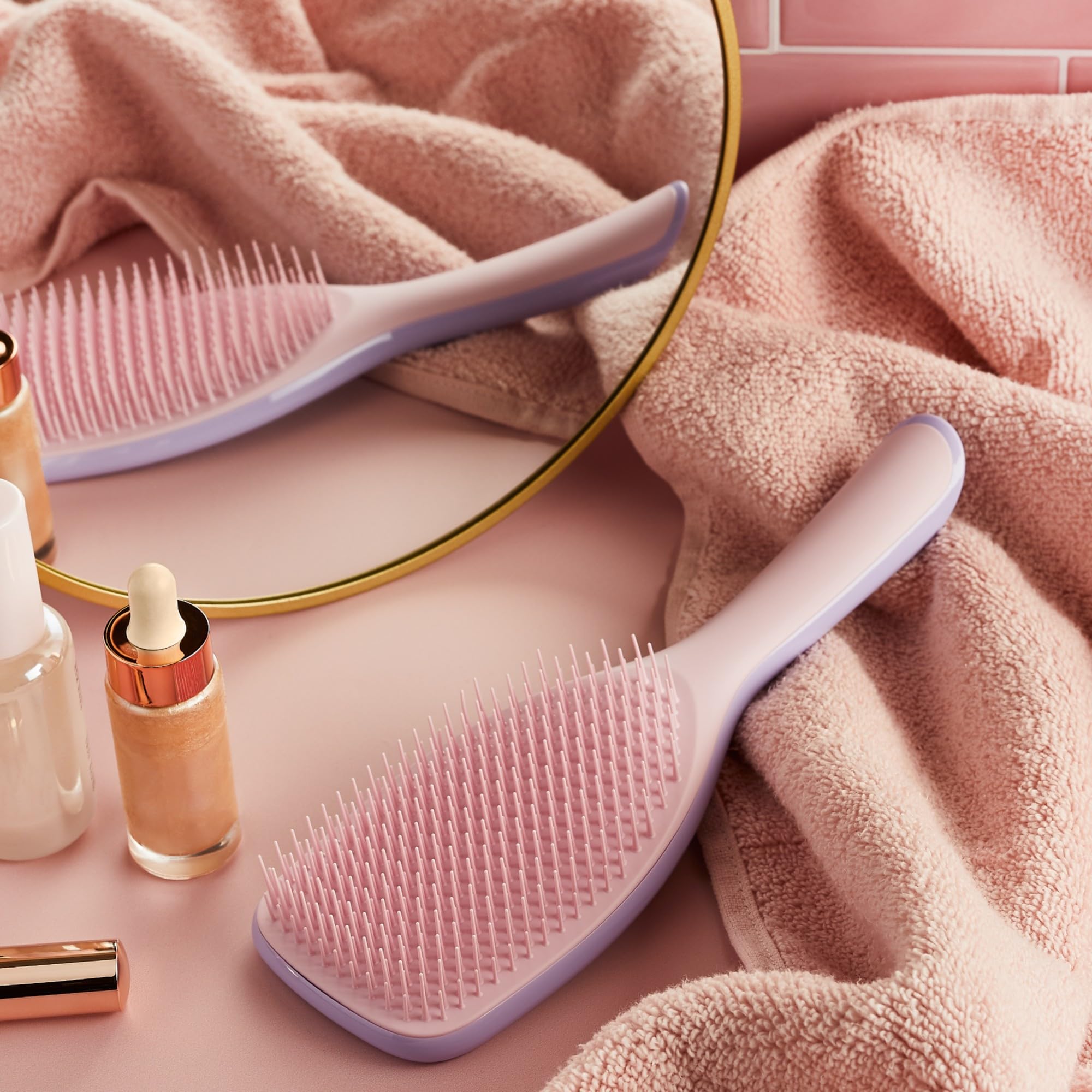 Tangle Teezer Ultimate Detangler desenreda húmedo y seco sin tirar del cuero cabelludo.