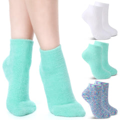 Tarpop Aloe Socks white pair with gel-infused moisture for smoother feet.