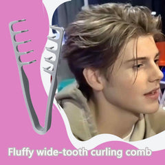 Texture Comb wide-tooth detail highlighting gentle, hair-friendly spacing.