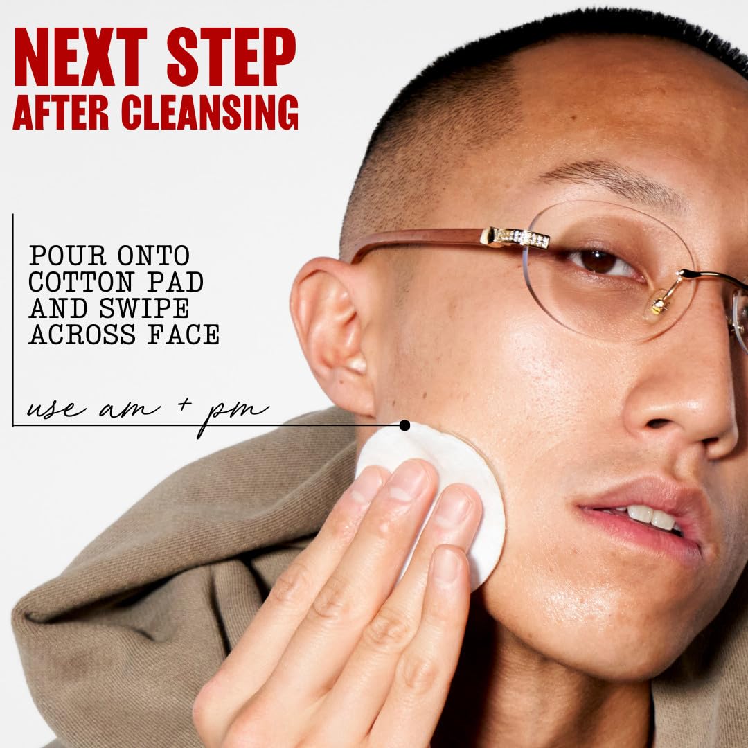 Cotton pad applying Thayers Jelly Toner demonstrates even application