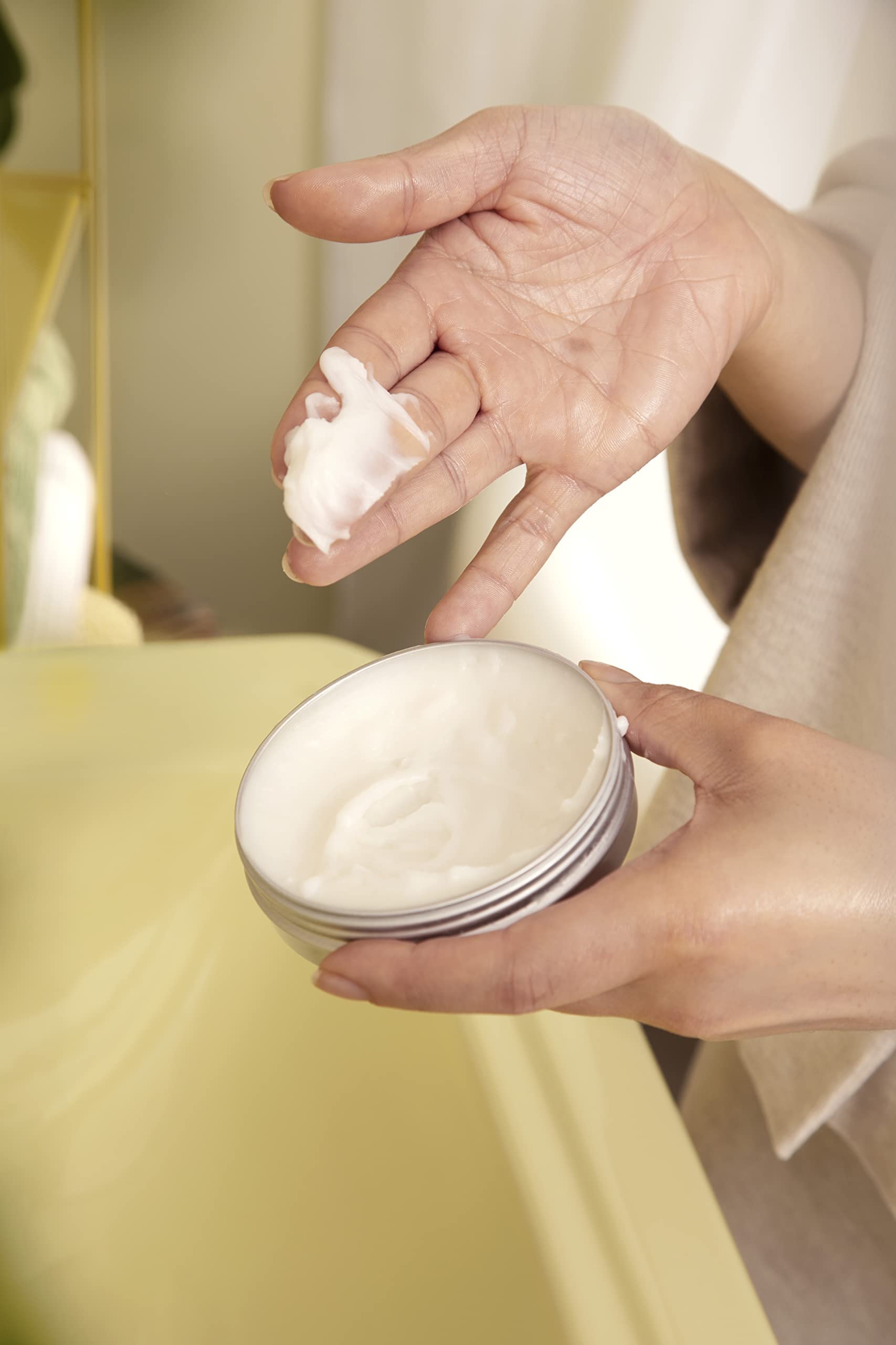 The Body Shop Camomile Sumptuous Cleansing Butter after-use skin feels silky soft.