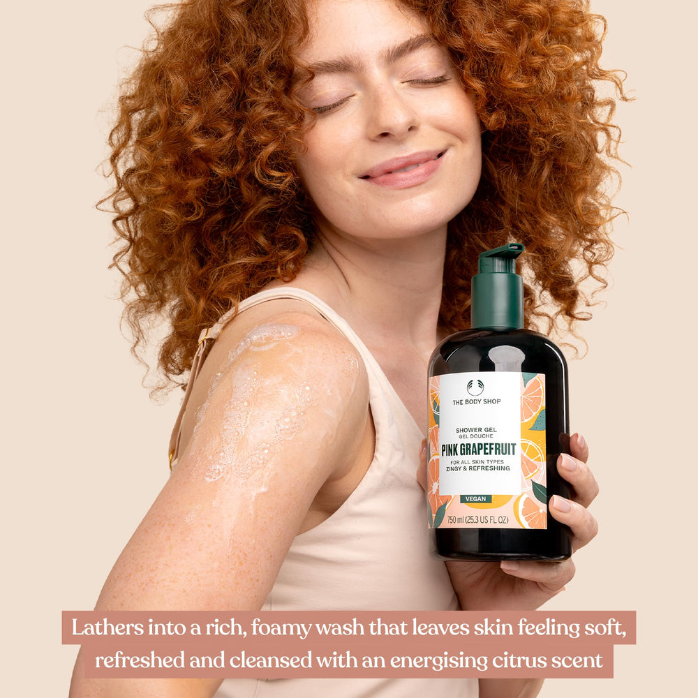 The Body Shop Pink Grapefruit Shower Gel label highlighting 25.3 oz size.