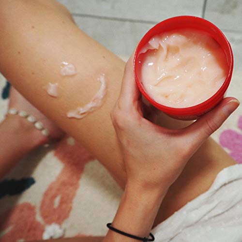 The Body Shop Strawberry Body Yogurt almond milk Community Trade detail emphasizes sustainable sourcing.