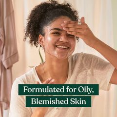 The Body Shop Tea Tree Skin Clearing Facial Wash lather demonstrates refreshing cleansing for blemish-prone skin.