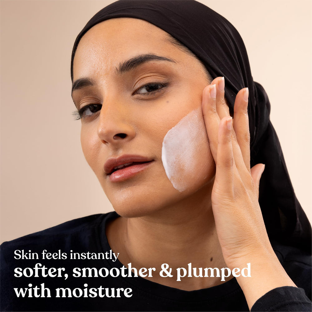 The Body Shop Vitamin E Moisture Cream raspberry extract highlights natural-origin ingredients.