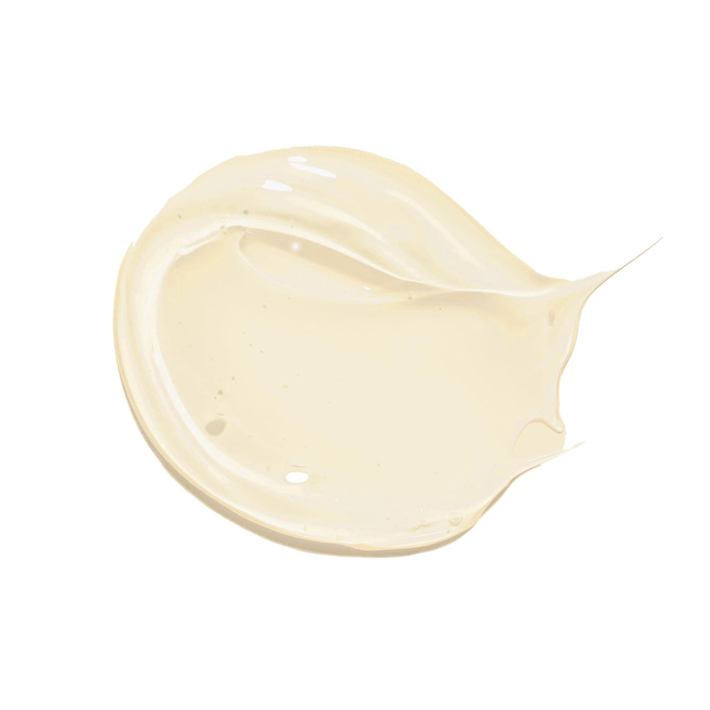 The Doux Bananas Xtreme Hold no-flakes formula on smooth application.