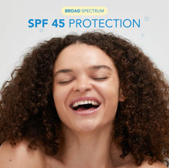Close-up of the gel-cream texture for lightweight hydration.