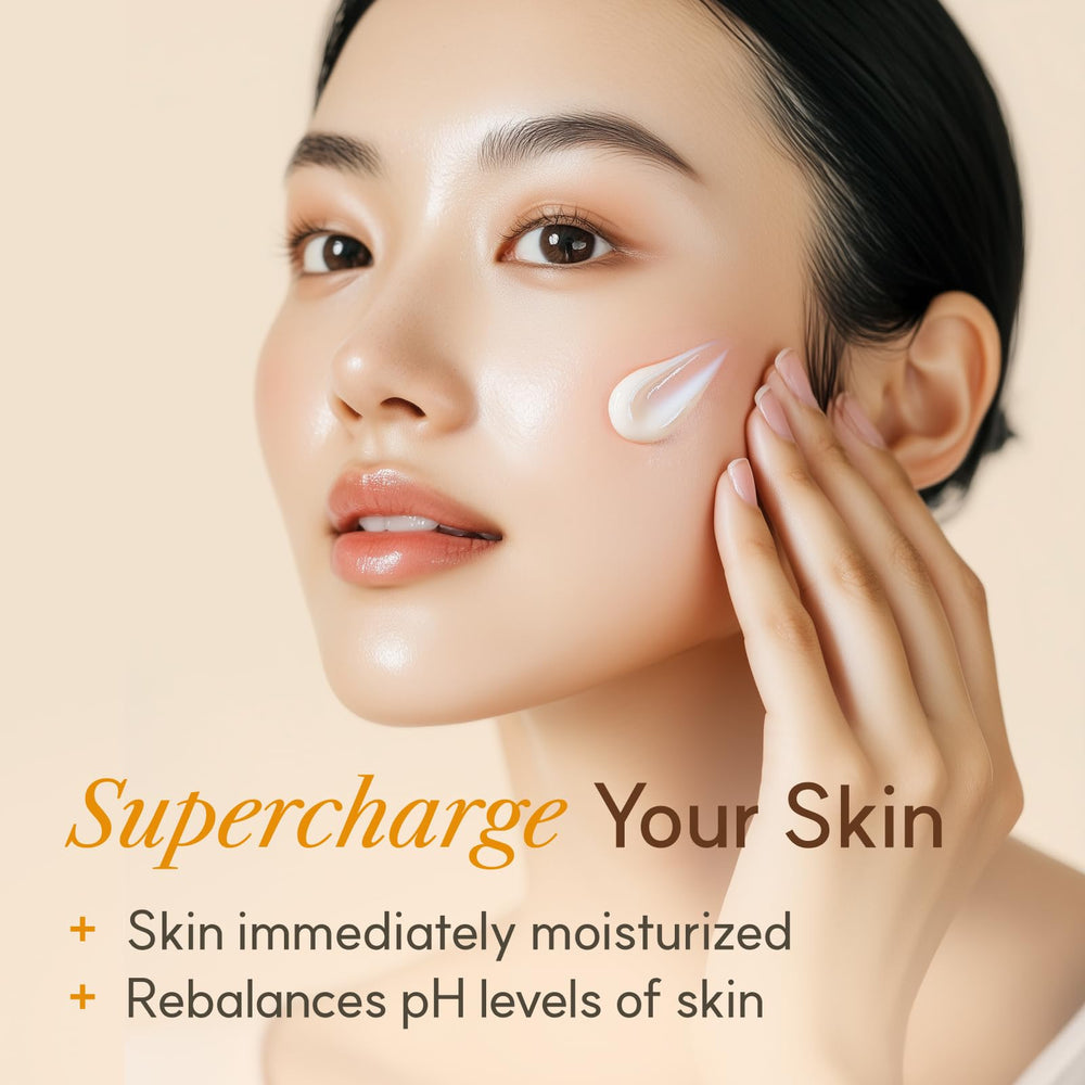 The Face Shop rice-ceramide-cream-closeup reveals creamy texture and gentle absorption.