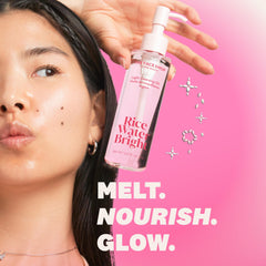 Close-up of jojoba oil droplets on The Face Shop Rice Water Bright Light Cleansing Oil for gentle cleansing.
