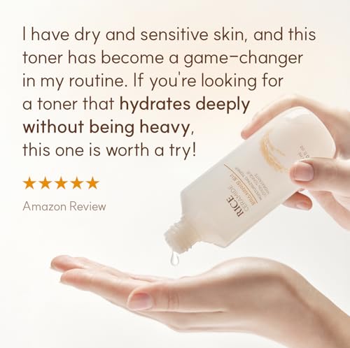 The Face Shop skincare ritual scene demonstrates using a hydrating toner step