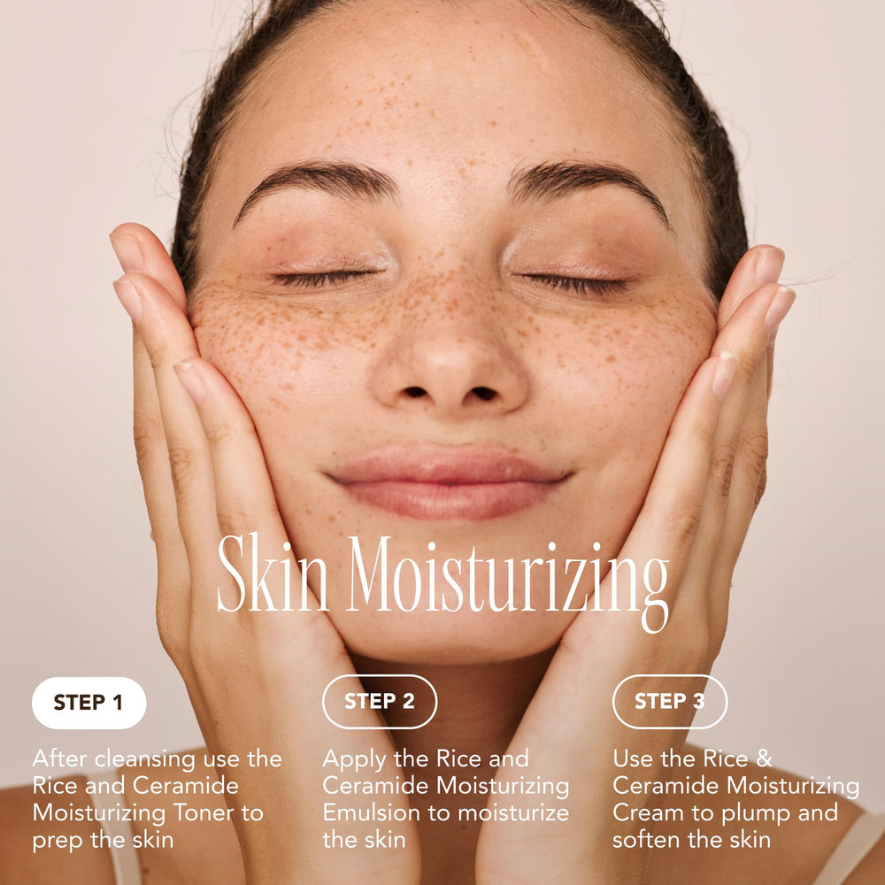 The Face Shop Travel mini kit showing toner and emulsion for on-the-go hydration.
